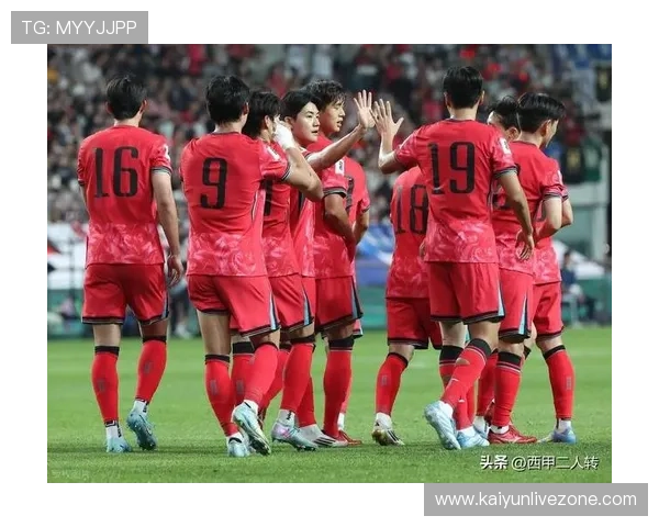 中国足球队迎战亚洲劲旅 展望世界杯备战新策略调整